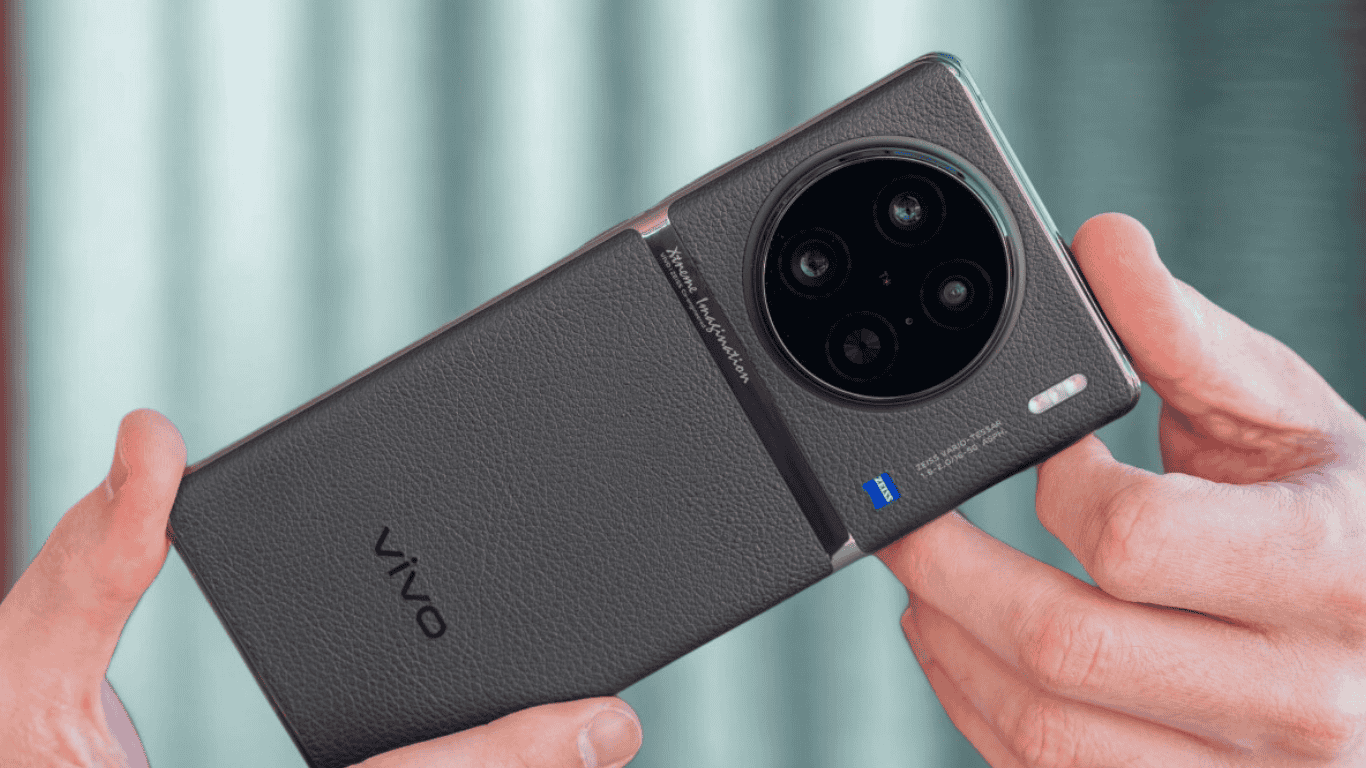  Vivo X100 Pro+
